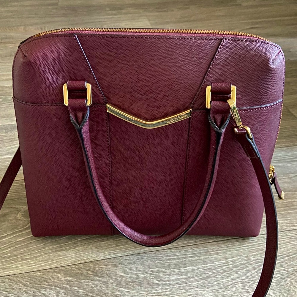 Calvin Klein Medium Crossbody Purse
